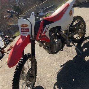 Honda crf125f big wheel